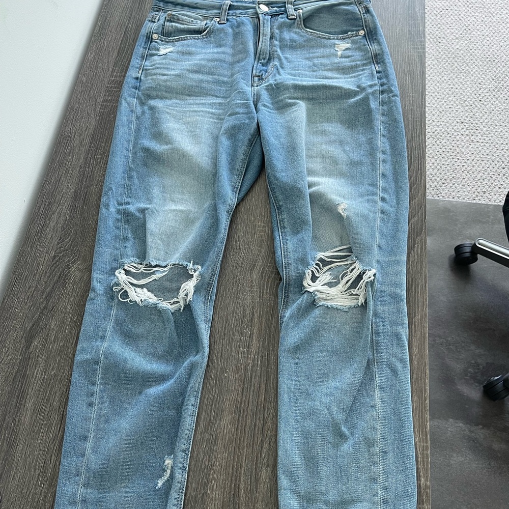 American eagle mom jean